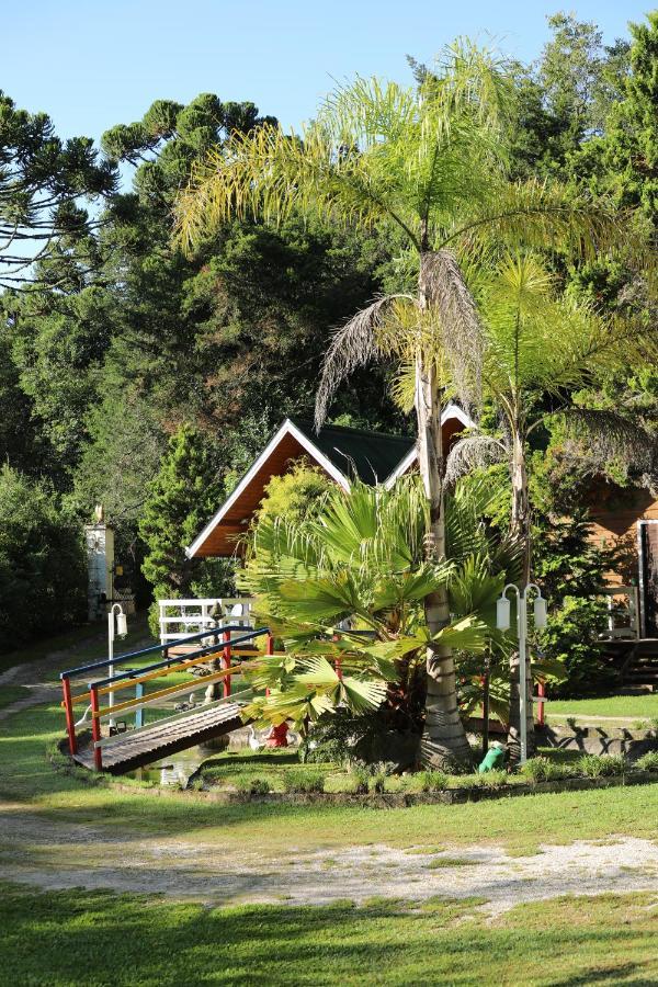 Bed & Breakfast Casa Do Papai Campos do Jordao